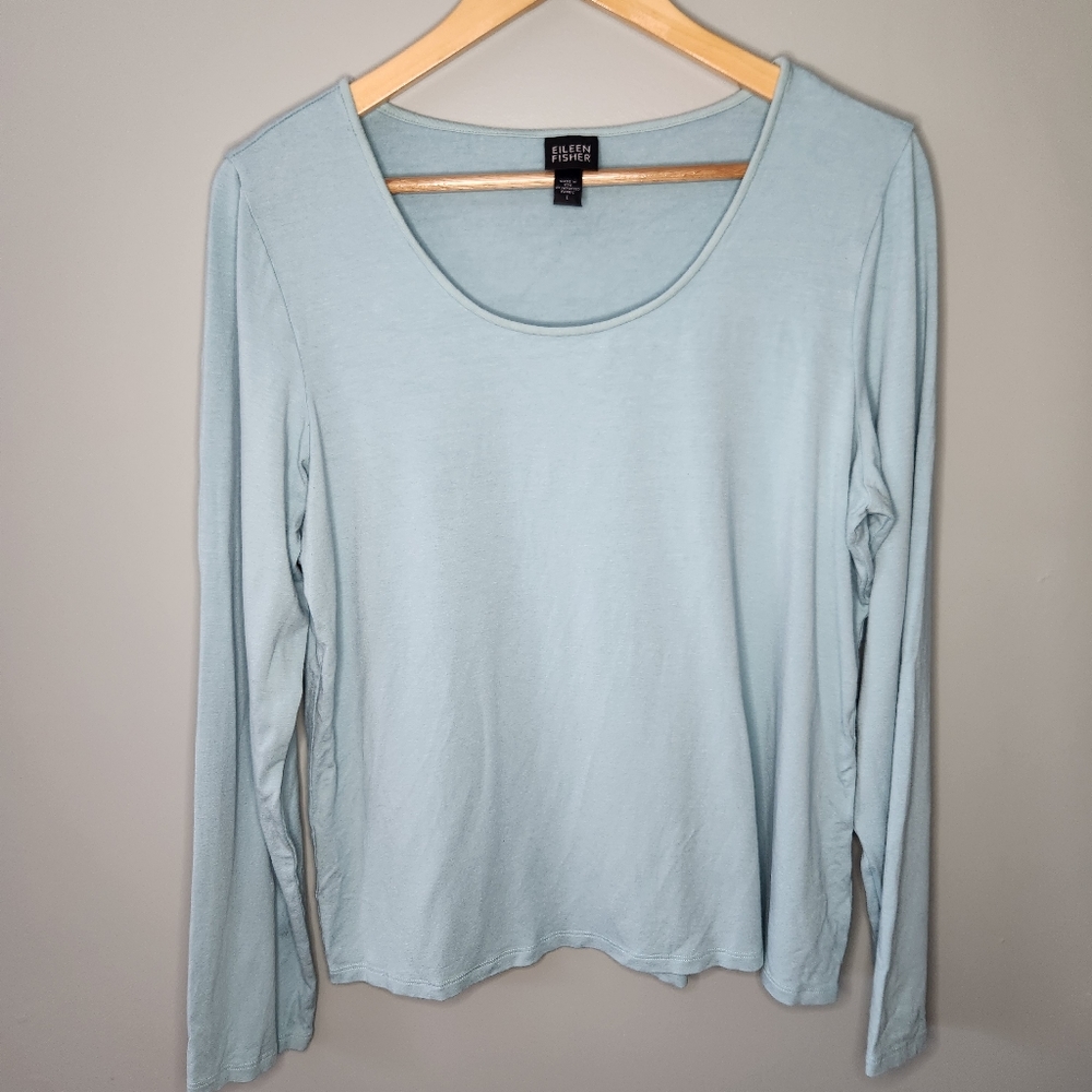 Eileen Fisher Women's Light Blue Long Sleeve Tee Shirt Basic Pullover Sz Large